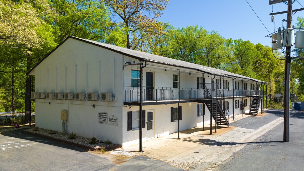 More Photos Of 37 Labrook Dr, Richmond Apartments For Sale
