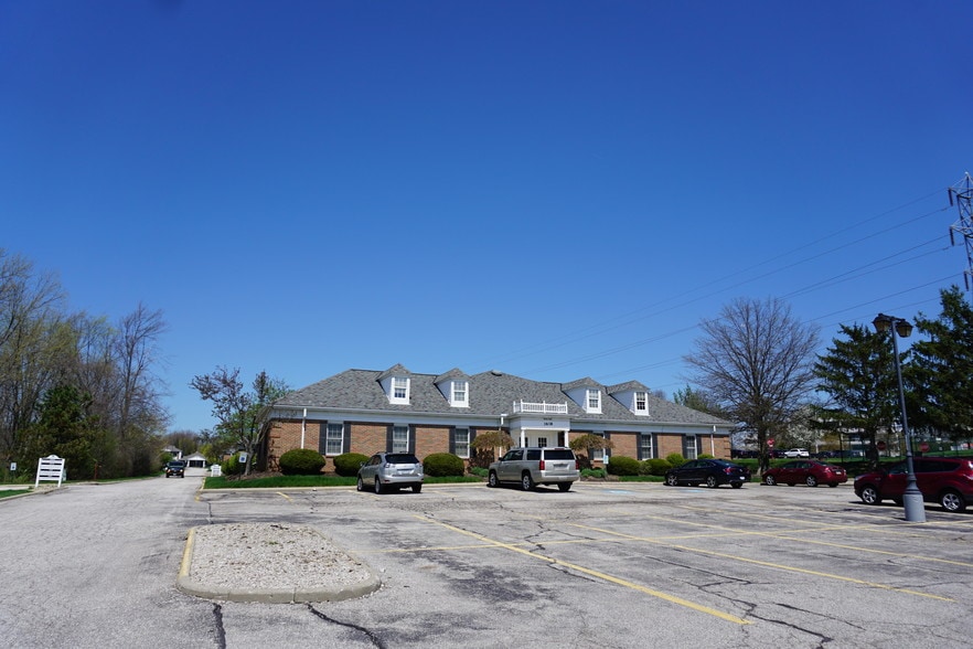 More Photos Of 3610 W Market St, Fairlawn Unknown For Lease