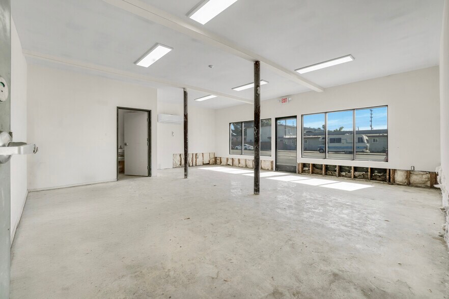 More Photos Of 1401 Pacific Coast Hwy, Harbor City Apartments For Sale