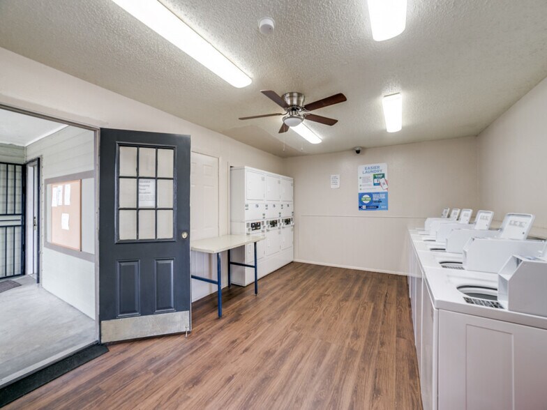 More Photos Of 7737 Skolout St, San Antonio Apartments For Sale