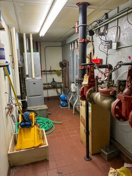 More Photos Of 7056 Standpipe Rd, Perry General Retail For Sale