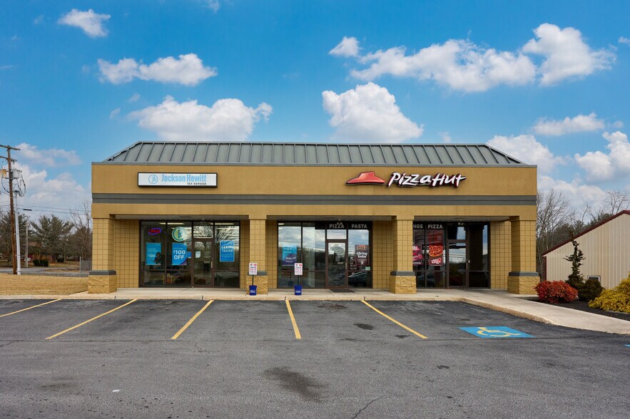 Primary Photo Of 901 Lincoln Way W, Chambersburg General Retail For Sale