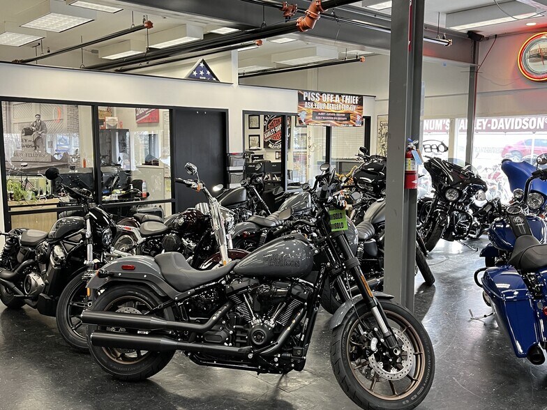 More Photos Of 1035 W Baltimore Pike, Media Freestanding For Sale