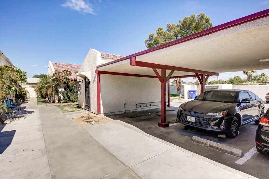 More Photos Of 43965 Towne St, Indio Apartments For Sale