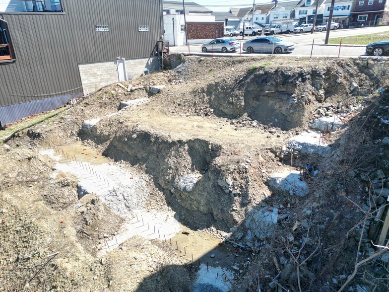 More Photos Of 1035 E Warrington Ave, Pittsburgh Land For Sale