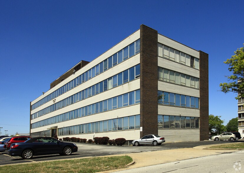 More Photos Of 20545 Center Ridge Rd, Rocky River Unknown For Lease