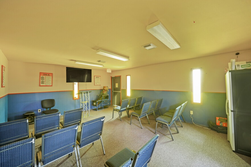 More Photos Of 3711 W Orem Dr, Houston Religious Facility For Sale