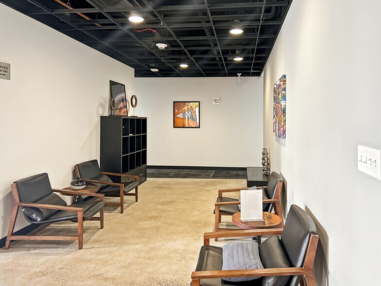 More Photos Of 7777 Bonhomme Ave, Clayton Coworking Space