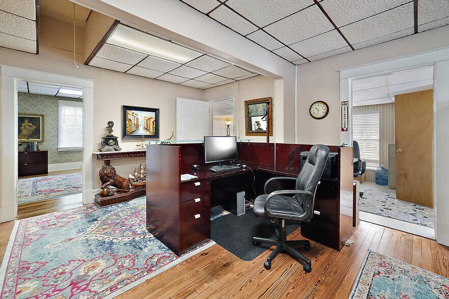 More Photos Of 324 N Texas Ave, Tavares Office For Lease