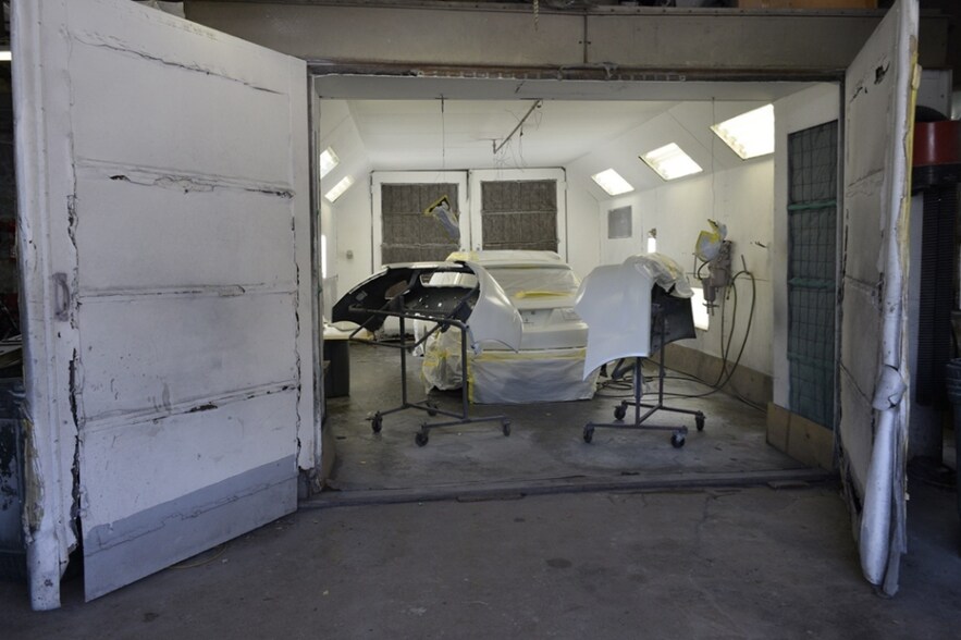 More Photos Of 60 West St, Milford Auto Repair For Sale