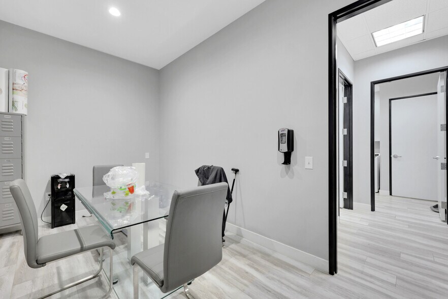 More Photos Of 375 N Stephanie St, Henderson Medical For Sale