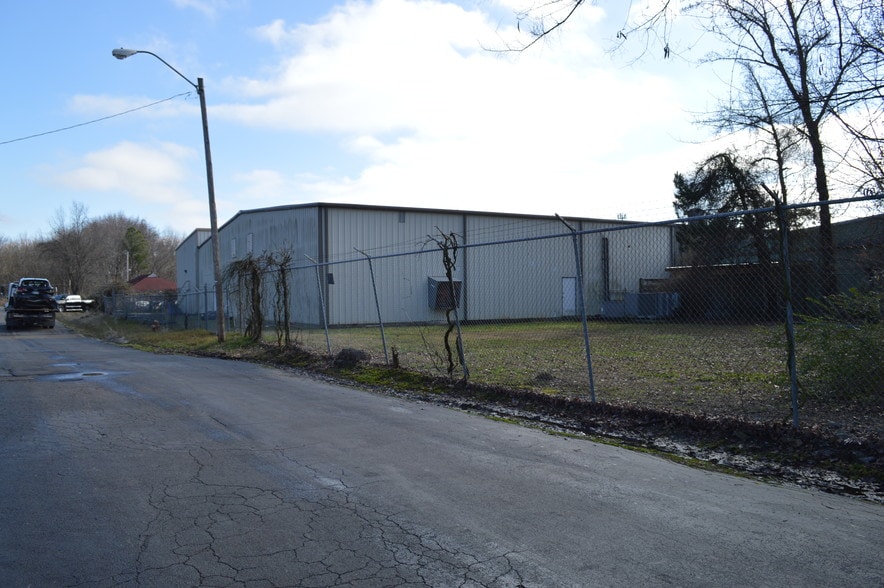 More Photos Of 5472 Pleasant View Rd, Memphis Industrial For Lease