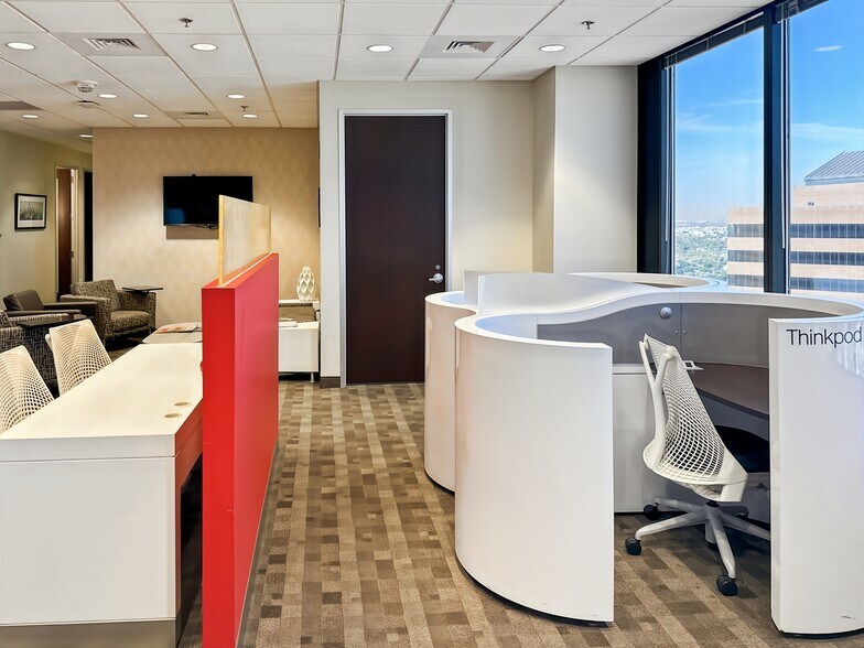 More Photos Of 20 E Thomas Rd, Phoenix Coworking Space