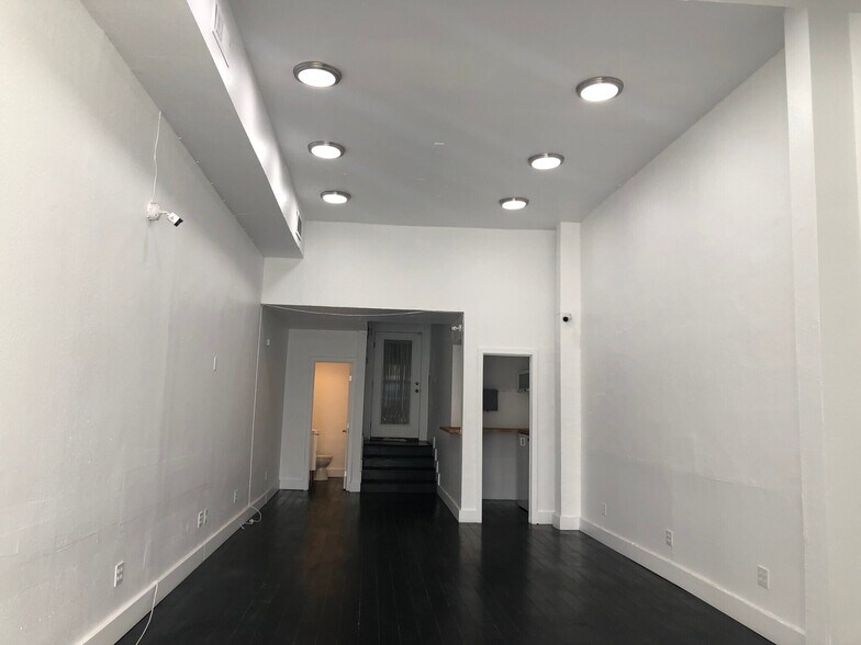 More Photos Of 7619-7621 Melrose Ave, Los Angeles Storefront Retail Office For Sale