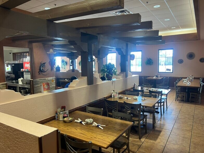 More Photos Of 820 E Santa Fe Ave, Grants Restaurant For Sale