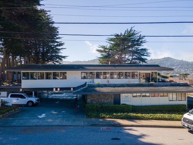 More Photos Of 667-669 Crespi Dr, Pacifica Medical For Sale