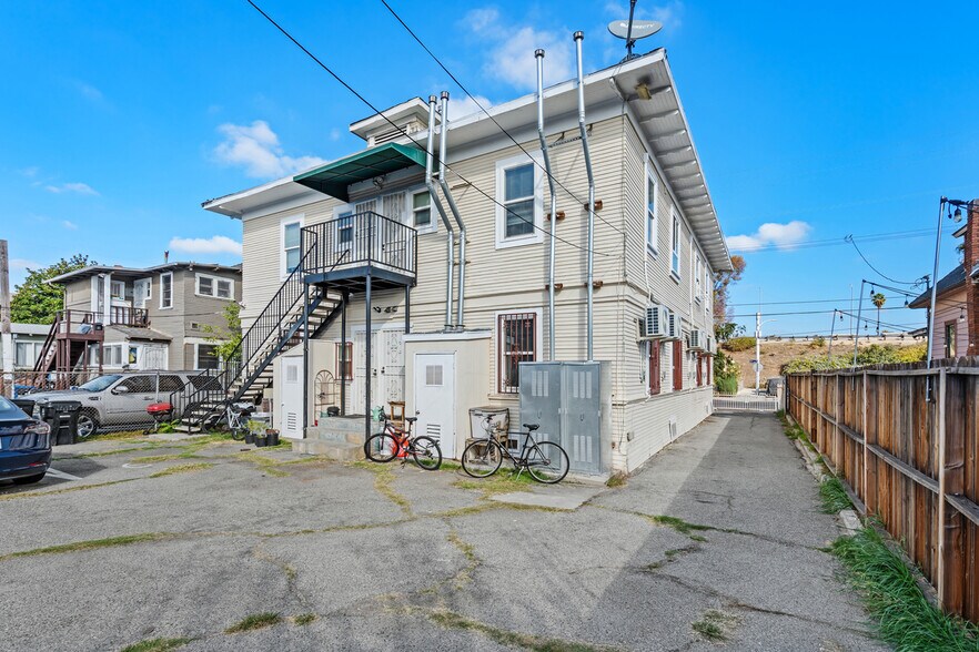 More Photos Of 1276 W 22nd St, Los Angeles Apartments For Sale