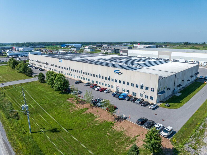 More Photos Of 238 Corduroy Rd, Russell Industrial For Lease