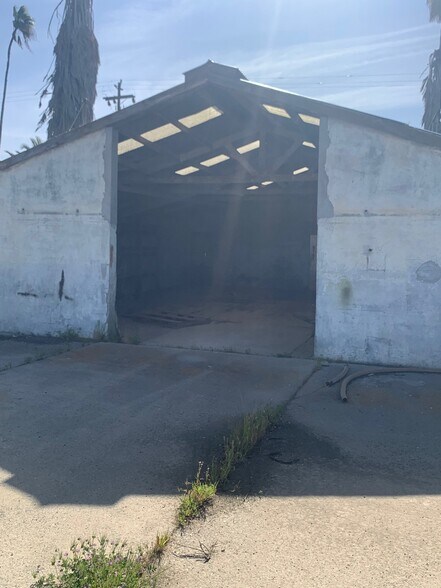 More Photos Of 24148 Robertson Blvd, Chowchilla Industrial For Sale