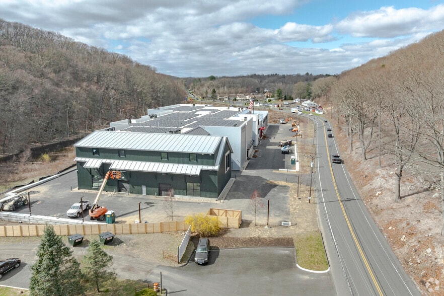 More Photos Of 241 Ethan Allen Hwy, Ridgefield Manufacturing For Lease