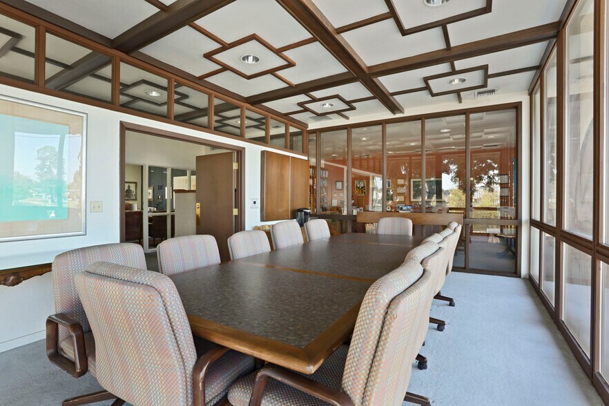 More Photos Of 200 W Harding Way, Stockton Office For Lease