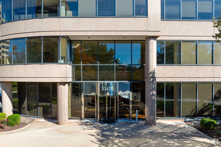 More Photos Of 10451 Mill Run Cir, Owings Mills Office For Sale