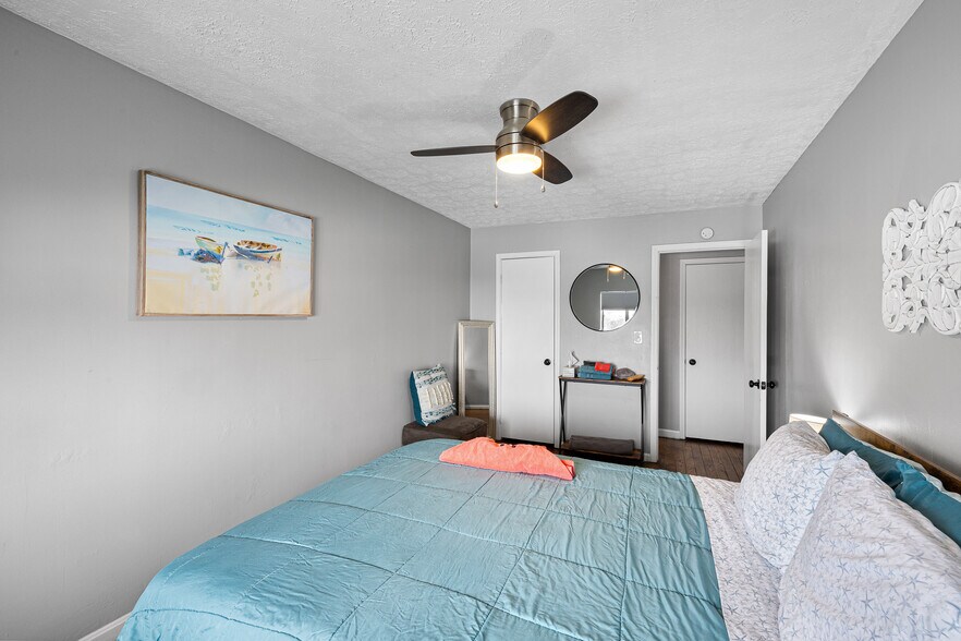 More Photos Of 201 3rd St, Fairport Harbor Hospitality For Sale