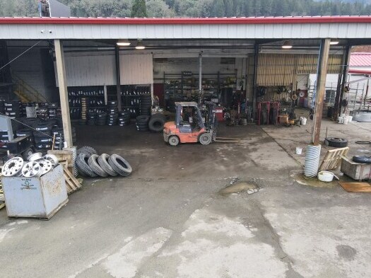 More Photos Of 133 S Old Pacific Hwy, Myrtle Creek Freestanding For Sale