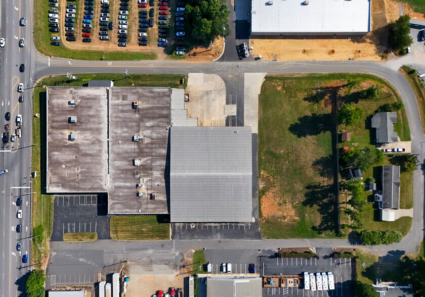 More Photos Of 141 Robins St, Lowell Manufacturing For Lease