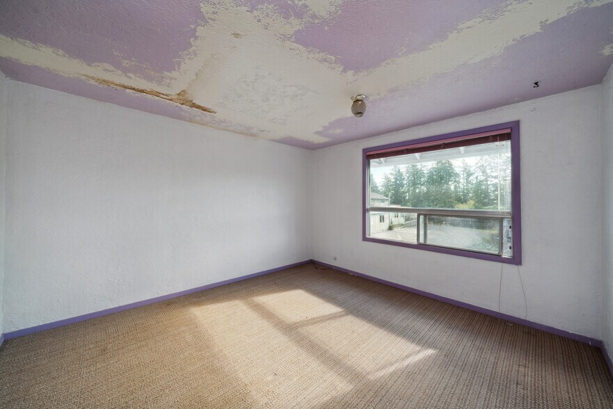 More Photos Of 35800 7th (Hwy101) St, Nehalem Storefront Retail Residential For Sale