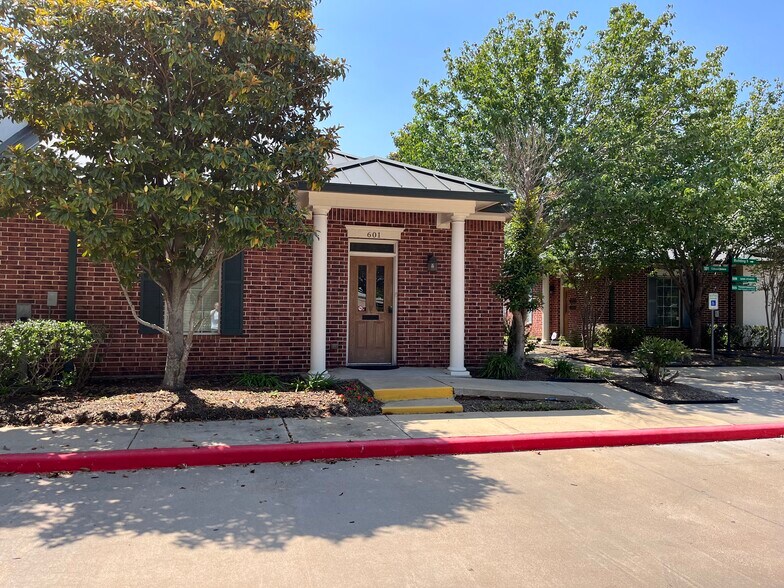 More Photos Of 4501 Cartwright Rd, Missouri City Office For Sale