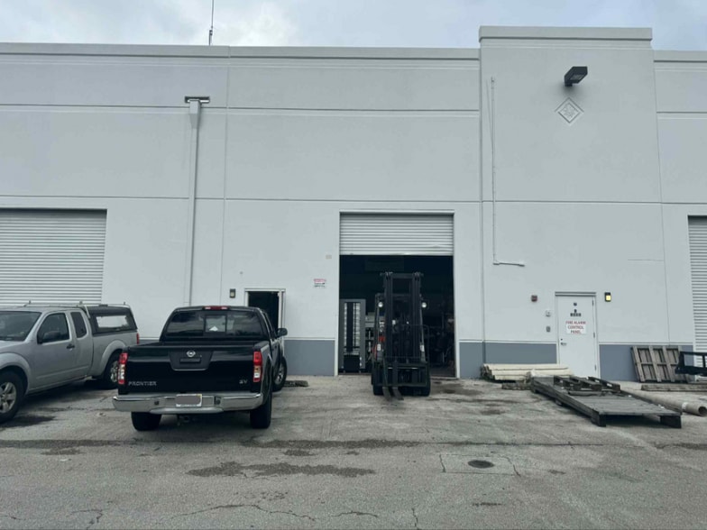 More Photos Of 9250 Belvedere Rd, Royal Palm Beach Warehouse For Sale