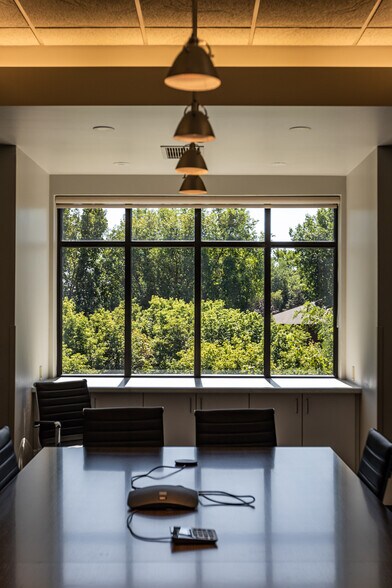 More Photos Of 2 Copeland Ave, La Crosse Office For Sale