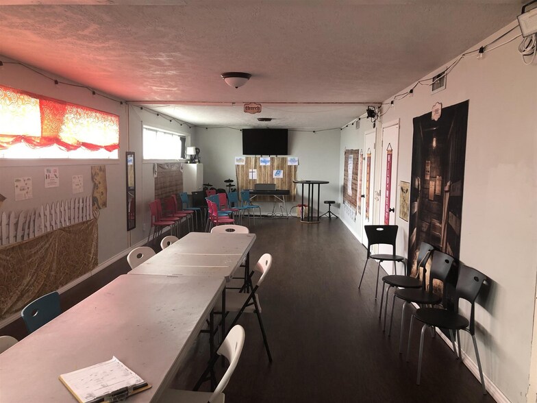 More Photos Of 6200 39th St, Groves Religious Facility For Sale