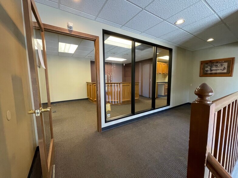 More Photos Of 510-514 Wilcox St, Castle Rock Office For Sale