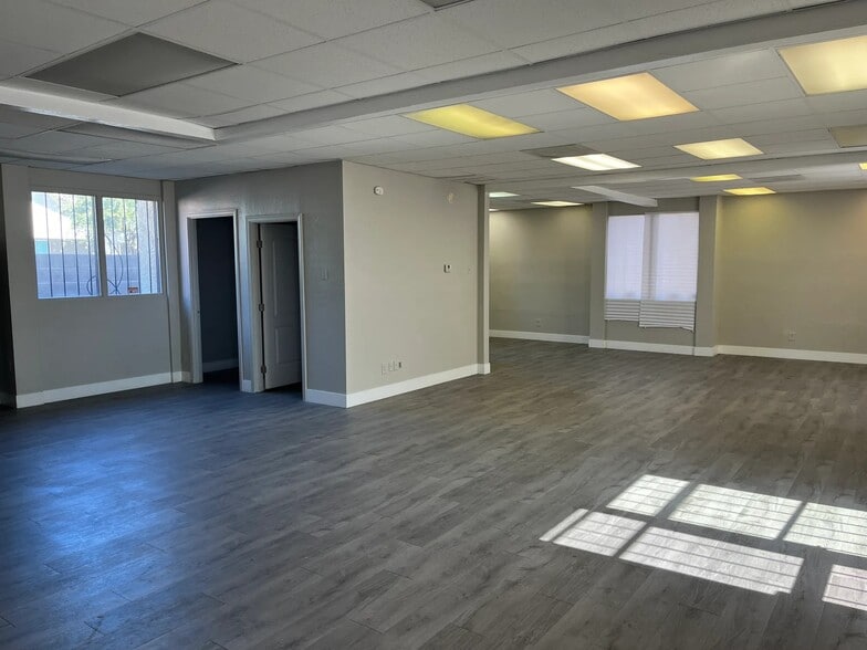 More Photos Of 7509 N 35th Ave, Phoenix Medical For Lease