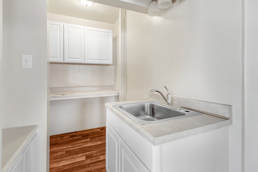 More Photos Of 2003 Lake Ave, Altadena Apartments For Sale