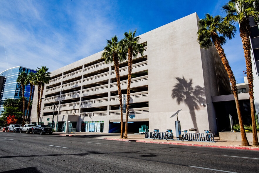 More Photos Of 300 S 4th St, Las Vegas Office For Lease