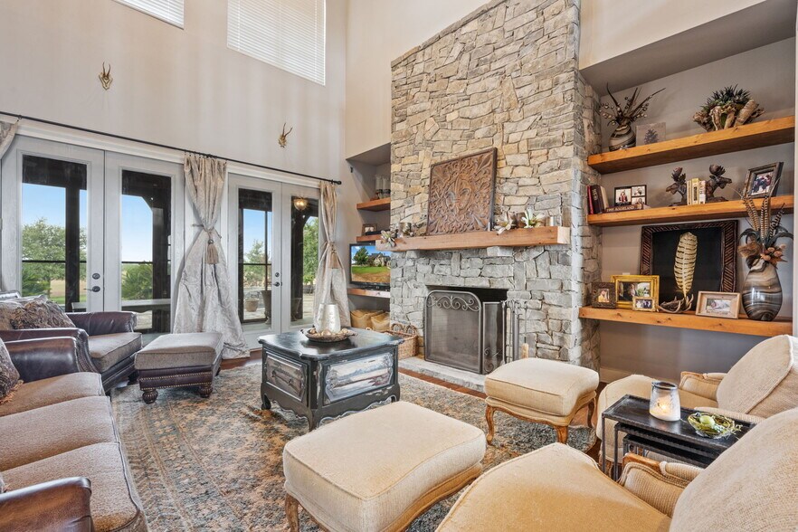 More Photos Of 2538 County Road 223, Floresville Land For Sale