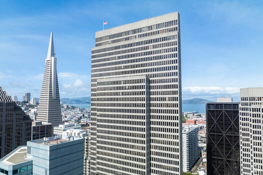 More Photos Of One Embarcadero Ctr, San Francisco Office Residential For Lease