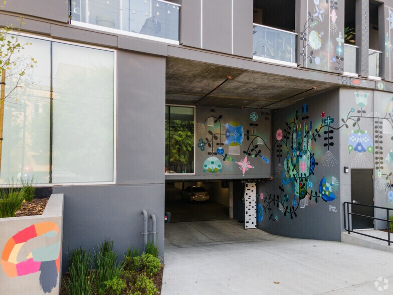 More Photos Of 13448 Beach Ave, Marina Del Rey Apartments For Lease