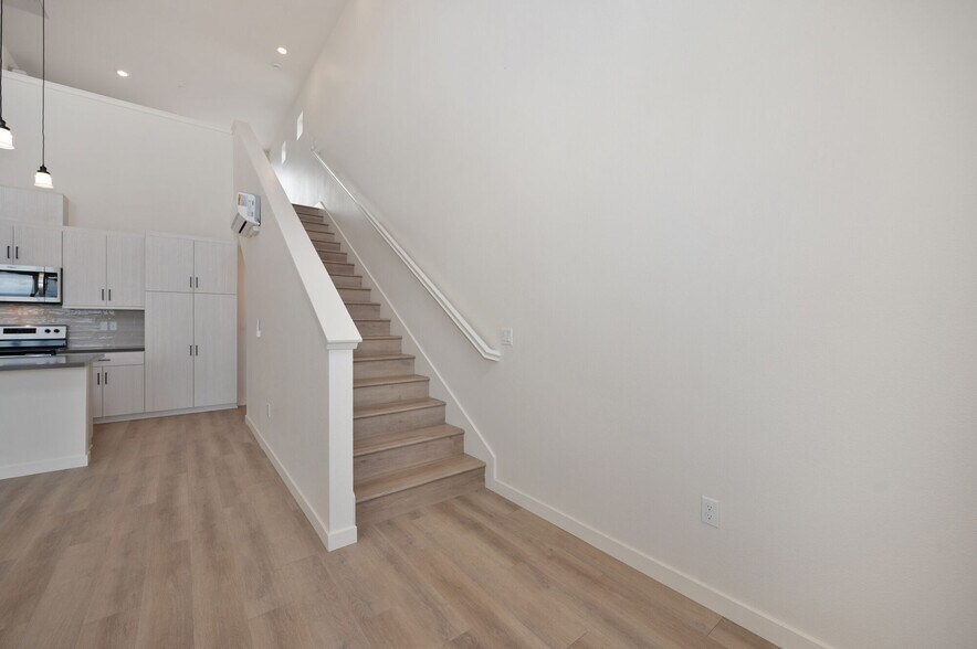 More Photos Of 200 E 31st St, National City Apartments For Sale
