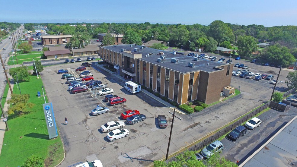 More Photos Of 1213 N Arlington Ave, Indianapolis Office For Sale