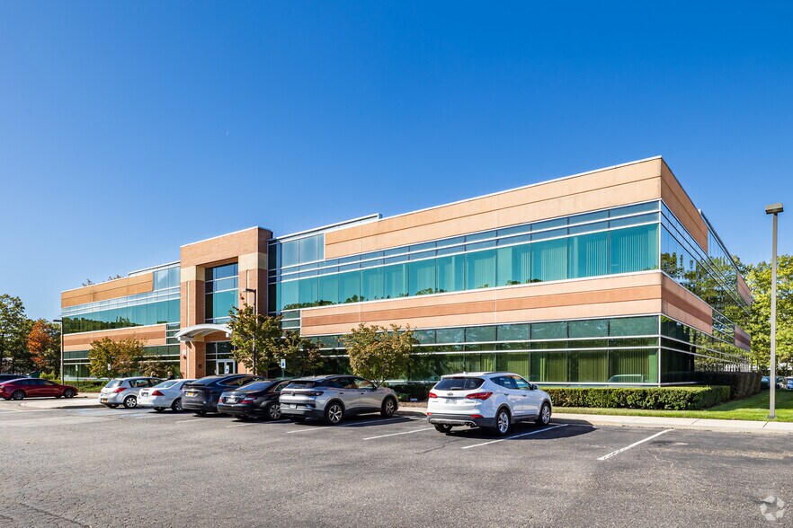 More Photos Of 6 Technology Dr, Setauket Unknown For Lease