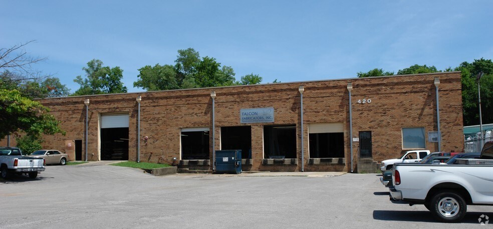 More Photos Of 420-422 Allied Dr, Nashville Distribution For Sale