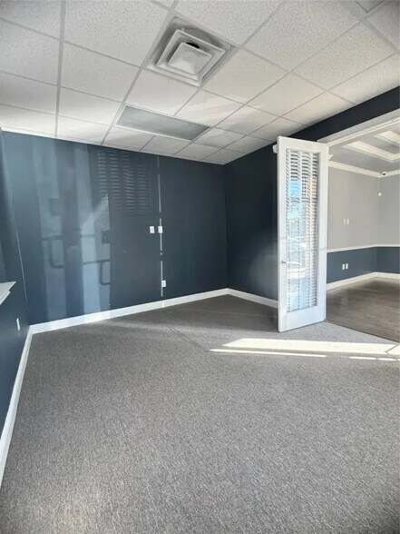 More Photos Of 3721 S Stonebridge Dr, McKinney Medical For Lease