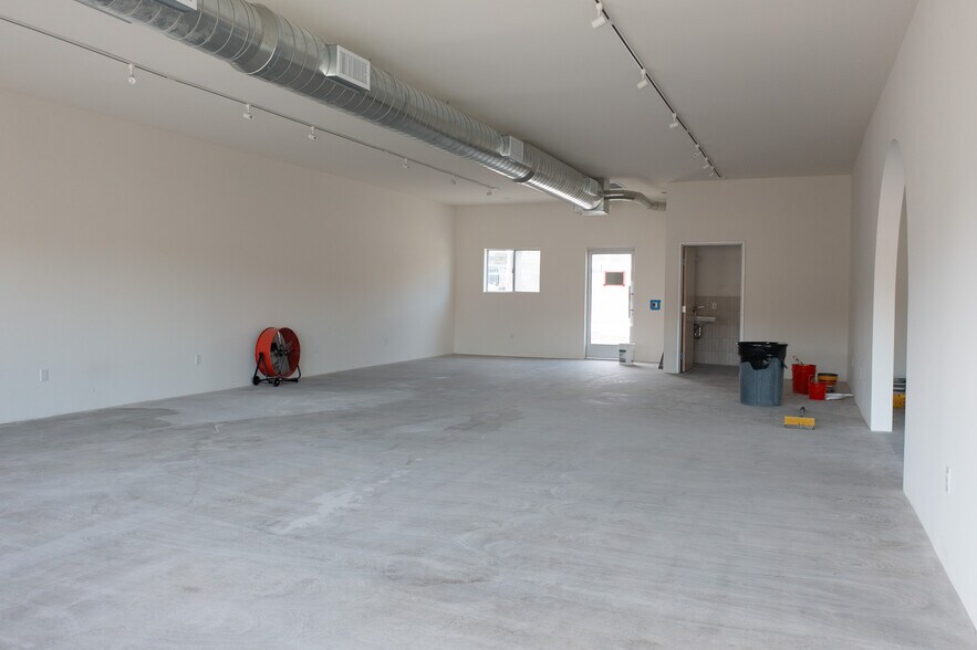 More Photos Of 55684 Twentynine Palms Hwy, Yucca Valley Freestanding For Sale