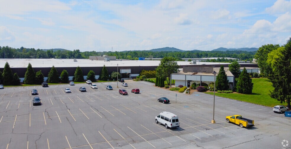 More Photos Of 145 Cane Creek Industrial Park Rd, Fletcher Warehouse For Lease