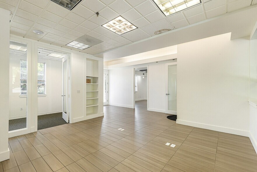 More Photos Of 7300 Healdsburg Ave, Sebastopol Office For Lease