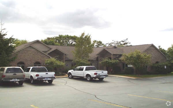 More Photos Of 1097 Union Lake Rd, White Lake Township Medical For Lease